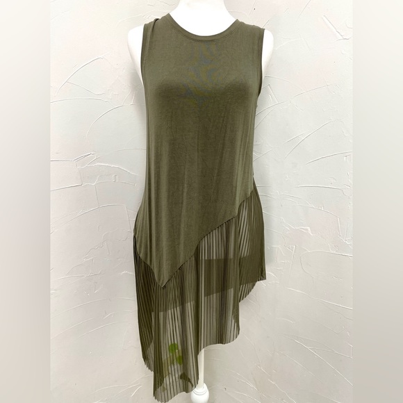 BCBG MaxAzria Annabelle Top - Picture 5 of 7